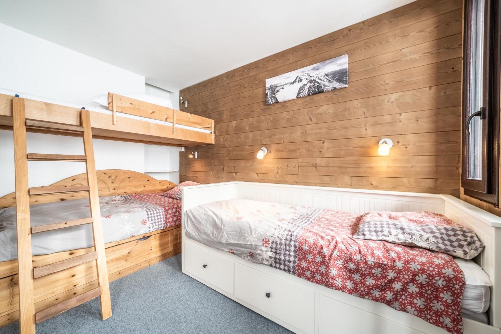 Apartment - Pas Du -