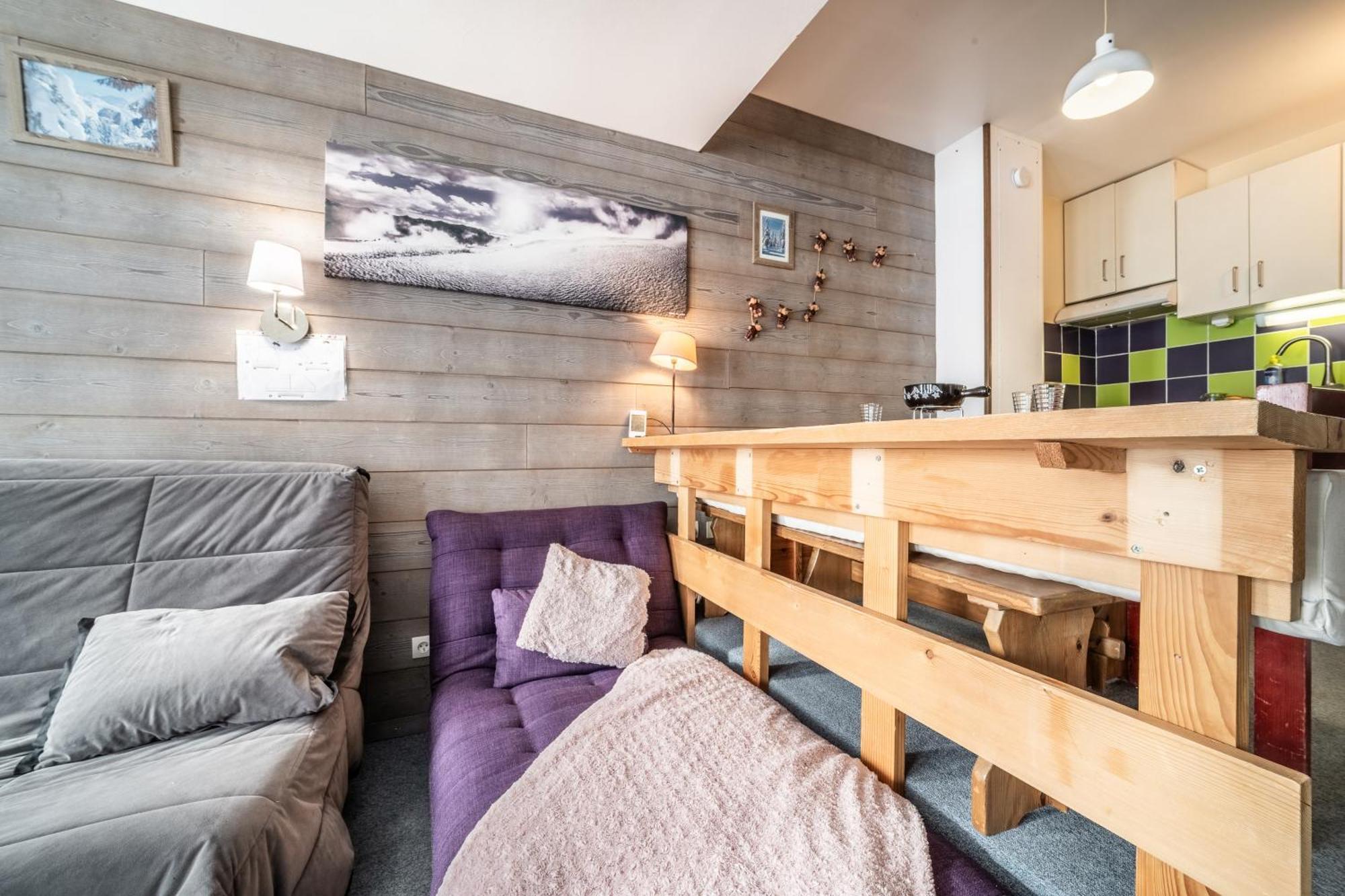 Apartment - Pas Du - *
